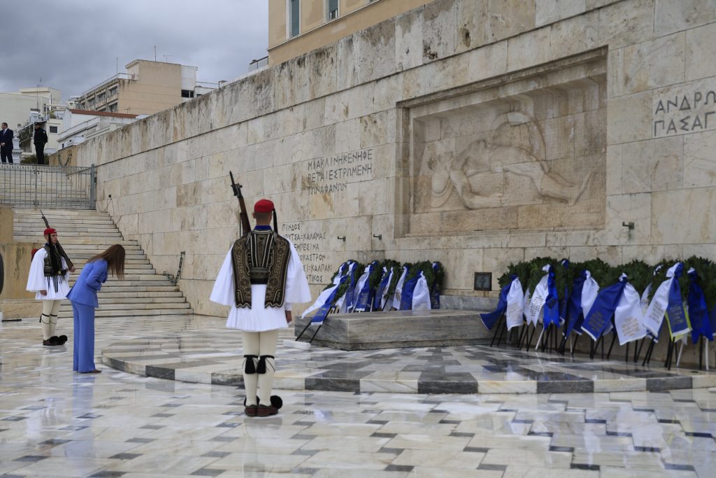 Πρόγραμμα εκδηλώσεων για την 25η Μαρτίου: Σε εξέλιξη η μαθητική παρέλαση στην Αθήνα
