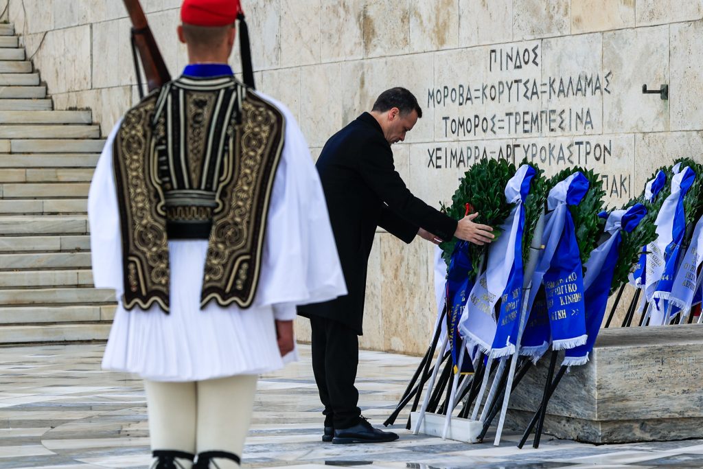 Πρόγραμμα εκδηλώσεων για την 25η Μαρτίου: Σε εξέλιξη η μαθητική παρέλαση στην Αθήνα