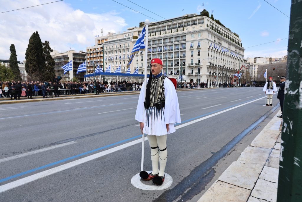 Live η στρατιωτική παρέλαση για την Εθνική Επέτειο της 25ης Μαρτίου στην Αθήνα