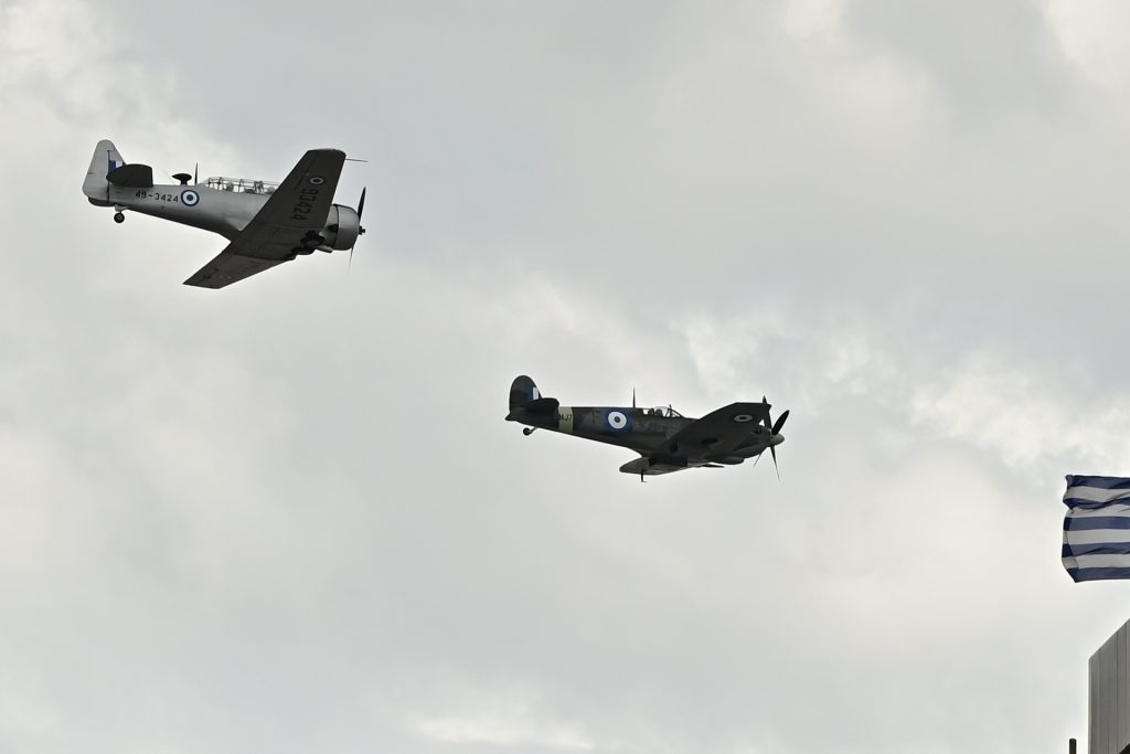 Στιγμιότυπα από τη μεγαλειώδη στρατιωτική παρέλαση της 25ης Μαρτίου στην Αθήνα