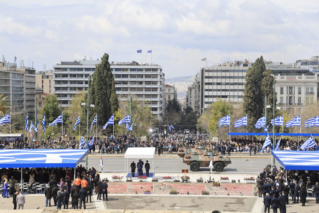 Live η στρατιωτική παρέλαση για την Εθνική Επέτειο της 25ης Μαρτίου στην Αθήνα