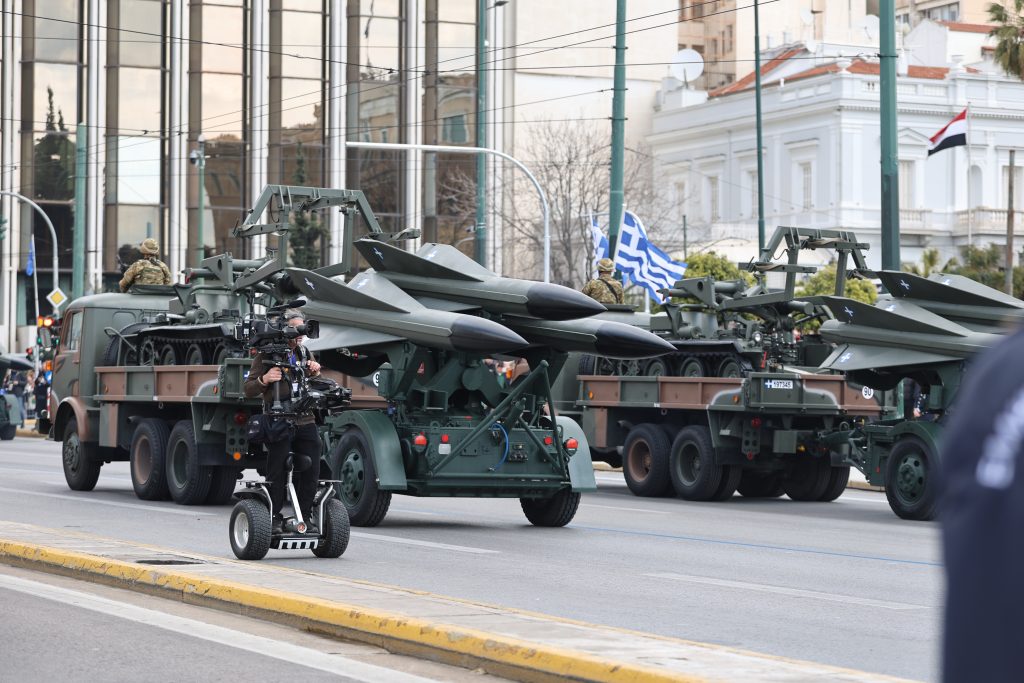 Στιγμιότυπα από τη μεγαλειώδη στρατιωτική παρέλαση της 25ης Μαρτίου στην Αθήνα