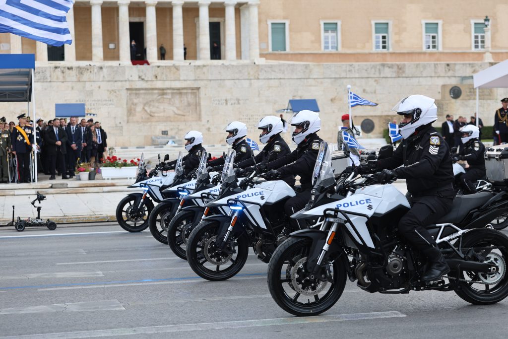 Στιγμιότυπα από τη μεγαλειώδη στρατιωτική παρέλαση της 25ης Μαρτίου στην Αθήνα