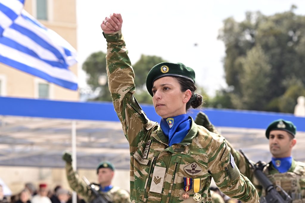 Στιγμιότυπα από τη μεγαλειώδη στρατιωτική παρέλαση της 25ης Μαρτίου στην Αθήνα