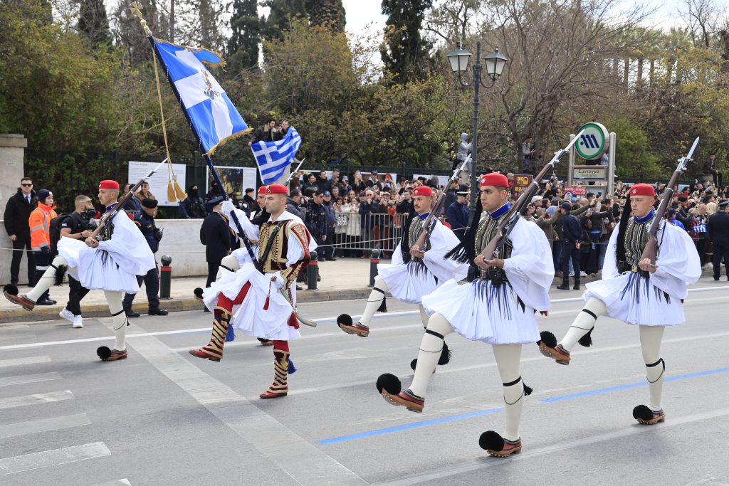 Στιγμιότυπα από τη μεγαλειώδη στρατιωτική παρέλαση της 25ης Μαρτίου στην Αθήνα