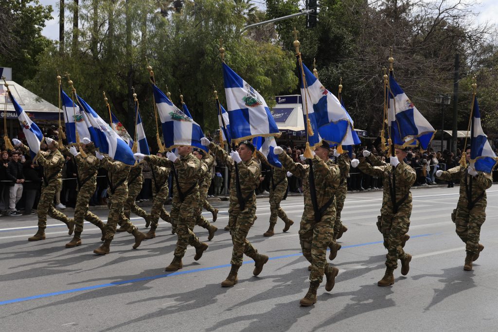 Στιγμιότυπα από τη μεγαλειώδη στρατιωτική παρέλαση της 25ης Μαρτίου στην Αθήνα