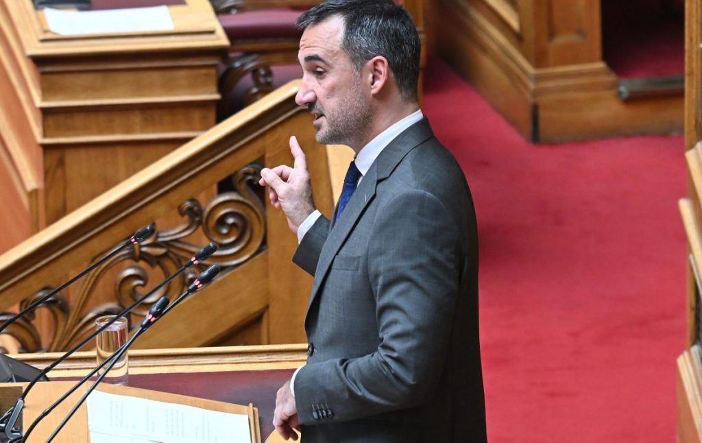 Χαρίτσης: Να δεσμευτεί ο Μητσοτάκης ότι η Σούδα δεν θα χρησιμοποιηθεί για στρατιωτικές επιθέσεις στο Ιράν