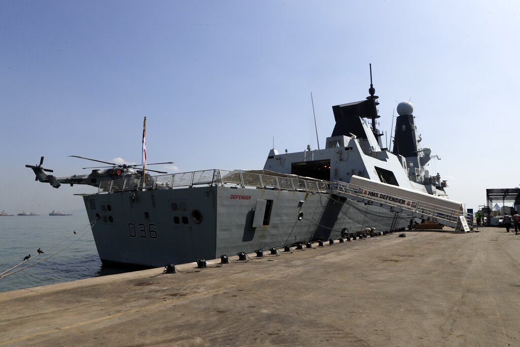 Το Ηνωμένο Βασίλειο αποστέλλει πολεμικό πλοίο και ελικόπτερα με αντι-drone τεχνολογία στην Ανατολική Μεσόγειο