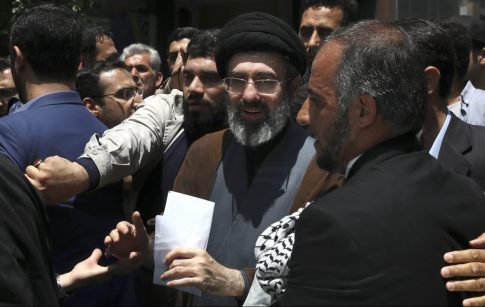 Live: Οι δολοφόνοι του Λαριτζανί θα πληρώσουν σύντομα, διαμηνύει ο Χαμενεΐ – Το Ισραήλ χτύπησε τo μεγαλύτερo κοίτασμα φυσικού αερίου του Κόλπου