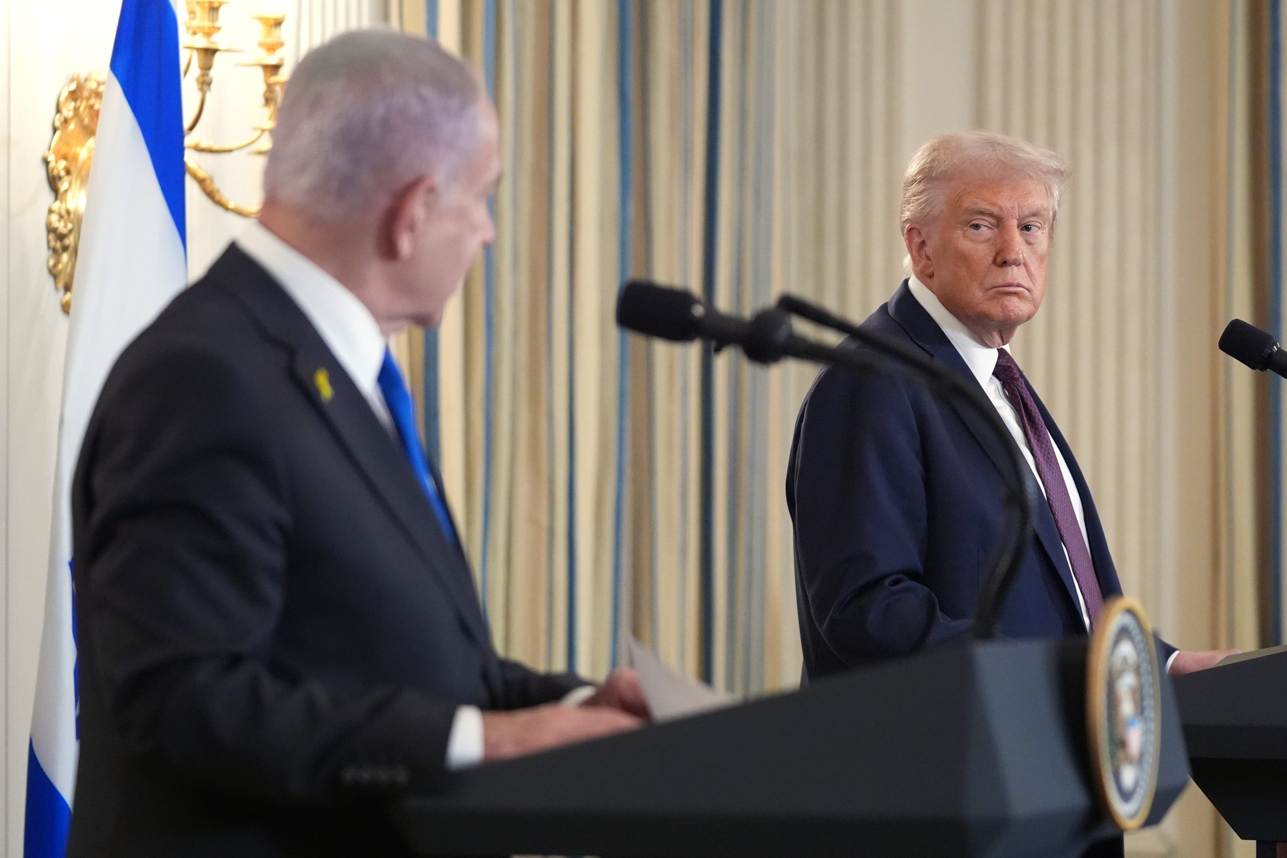 Πώς ο Νετανιάχου έπεισε τον Τραμπ να επιτεθούν στο Ιράν  ​