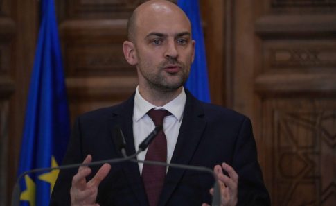 <strong>Εντοπίστηκε νεκρός ένας άνδρας στις γραμμές του ΗΣΑΠ – Προσωρινά εκτός λειτουργίας οι σταθμοί «Περισσός» και «Πευκάκια»</strong>