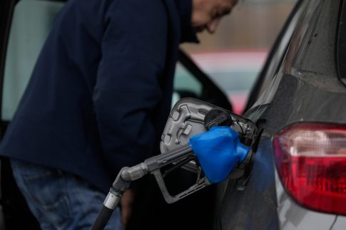 “Send Barron”: H διαδικτυακή καμπάνια για την στράτευση του Μπάρον Τραμπ στον πόλεμο με το Ιράν