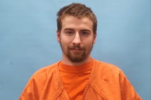 Στενά του Ορμούζ: Εγκλωβισμένοι 15.000 επιβάτες σε κρουαζιερόπλοια – Ελπίζουν στην επανέναρξη των αεροπορικών πτήσεων