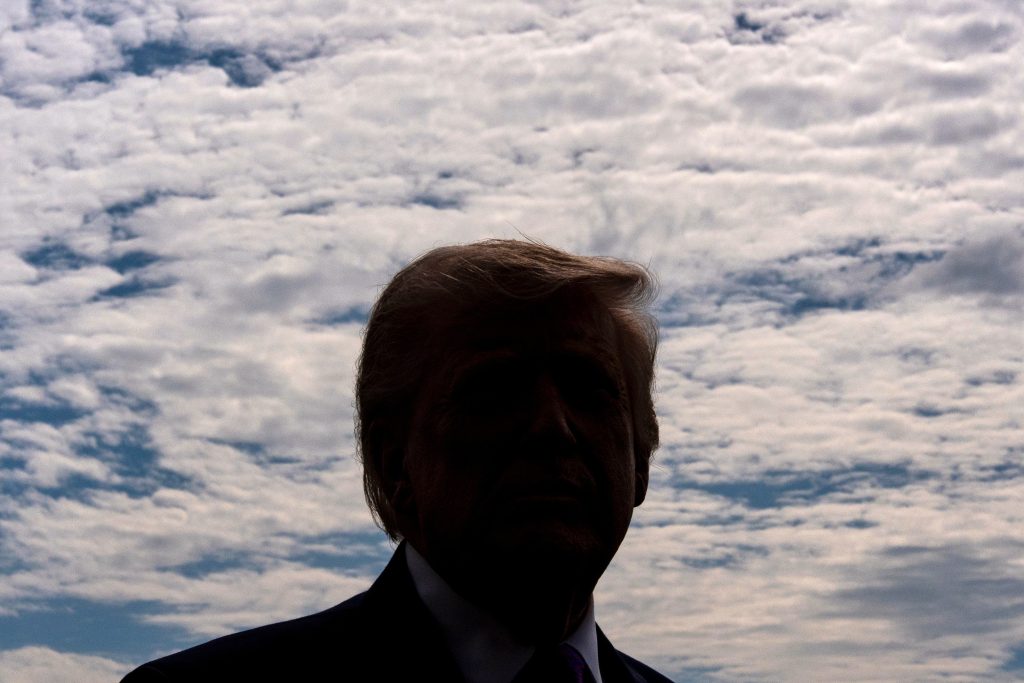 Από το Σάλεμ έως τον Τραμπ: η σκοτεινή επιρροή των θεωριών συνωμοσίας