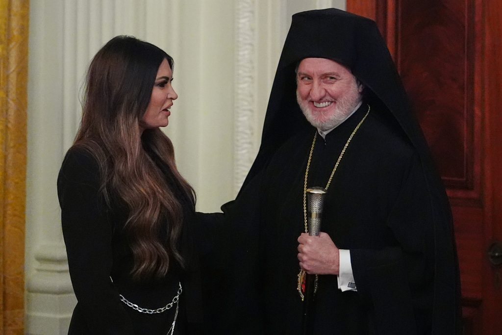 25η Μαρτίου στο Λευκό Οίκο: Αναφορά Τραμπ στους ιστορικούς δεσμούς των δύο χωρών – «Πυλώνας σταθερότητας η Ελλάδα» είπε ο Ελπιδοφόρος