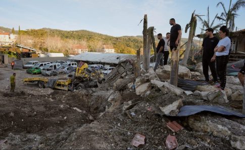 Σκιάθος: Στο επίκεντρο τουρισμός, υποδομές και επιχειρηματικότητα στις επαφές Τριαντόπουλου