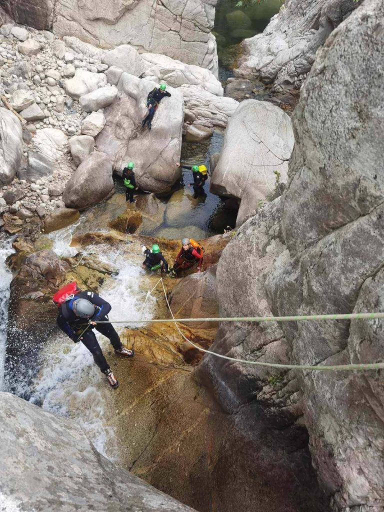 Πέρα από το “Ήλιος και Θάλασσα”: Η φύση ως η νέα “πολυτέλεια” της ταξιδιωτικής εμπειρίας