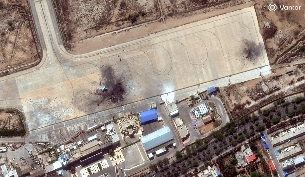 Τι γνωρίζουμε για τον πυρηνικό σταθμό του Μπουσέρ στο Ιράν, μετά την αναφορά ότι βλήμα χτύπησε τις εγκαταστάσεις του