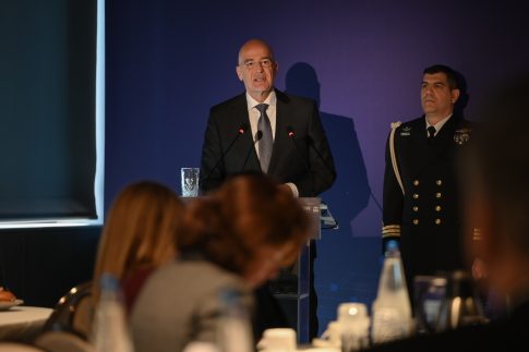 Μπουένος Άιρες: Μάγεψαν το κοινό οι «Πέρσες» του Αισχύλου