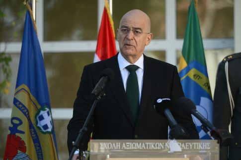 Κίνα: Έκκληση στα εμπλεκόμενα μέρη να σταματήσουν τις στρατιωτικές επιχειρήσεις στο Ιράν και να αποφύγουν κλιμάκωση