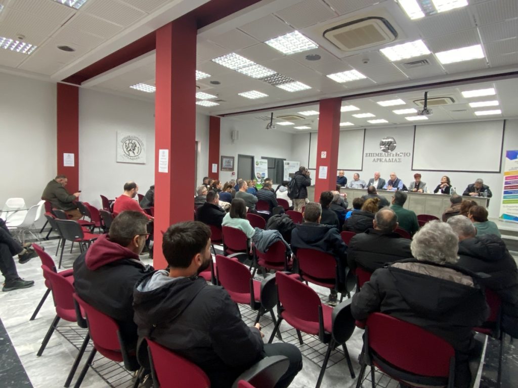 Έτοιμοι για κινητοποιήσεις οι δημόσιοι υπάλληλοι – Περιφερειακή σύσκεψη της ΑΔΕΔΥ στην Τρίπολη