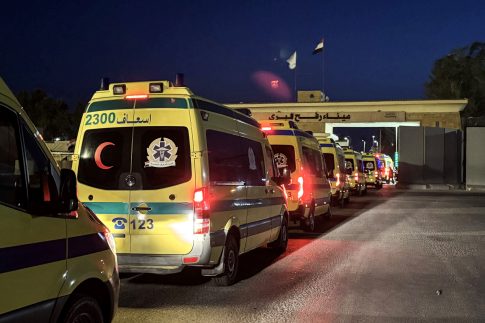 <strong>Oλοκληρώθηκε η επιχείρηση για την απομάκρυνση δύο χειροβομβίδων</strong> στο Κολωνάκι – Αποκαταστάθηκε η κυκλοφορία των οχημάτων στη Σκουφά