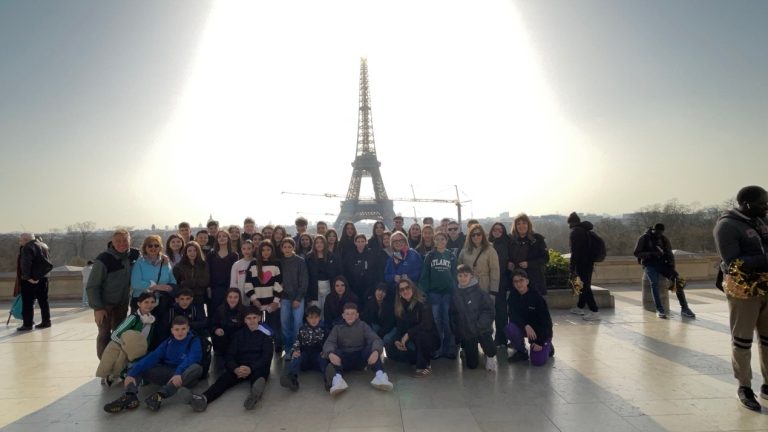 Το 1ο Γυμνάσιο Βόλου στο 5ο Διεθνές Συνέδριο στο Παρίσι με επίκεντρο τις πανανθρώπινες αξίες