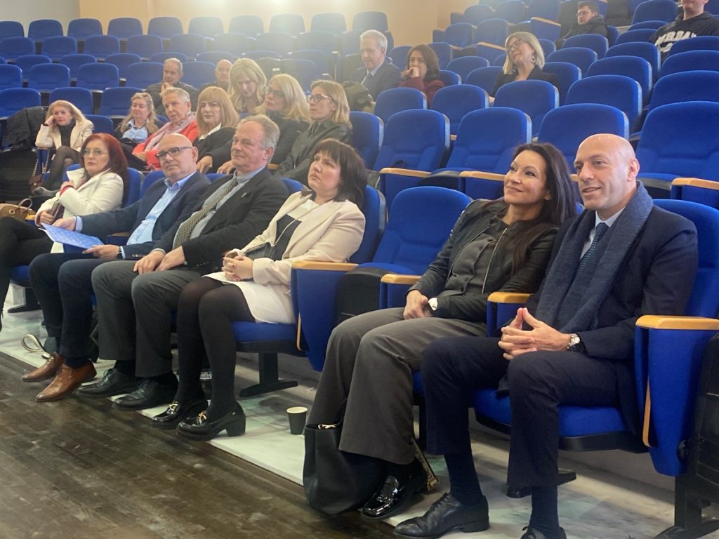 Πανεπιστήμιο Πελοποννήσου: Δημιουργήθηκε κέντρο για τα δικαιώματα του παιδιού