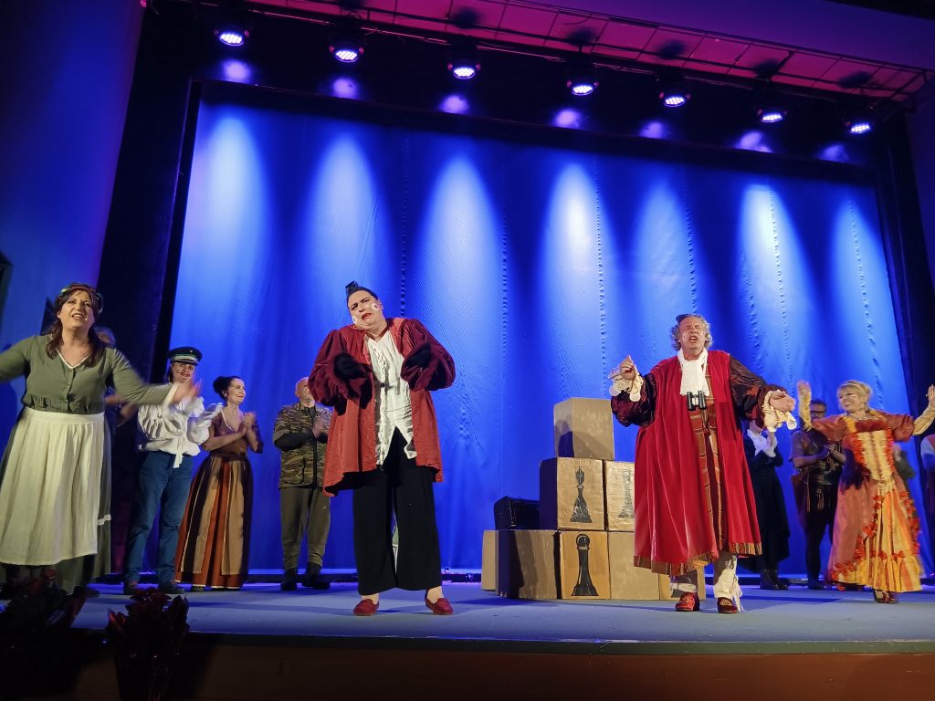 Τον ηθοποιό Γιάννη Στάνκογλου τίμησε το 41ο Πανελλήνιο Φεστιβάλ Ερασιτεχνικού Θεάτρου Καρδίτσας