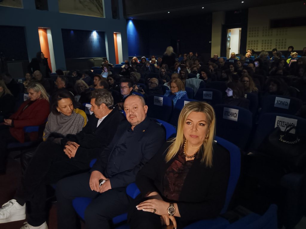 Τον ηθοποιό Γιάννη Στάνκογλου τίμησε το 41ο Πανελλήνιο Φεστιβάλ Ερασιτεχνικού Θεάτρου Καρδίτσας