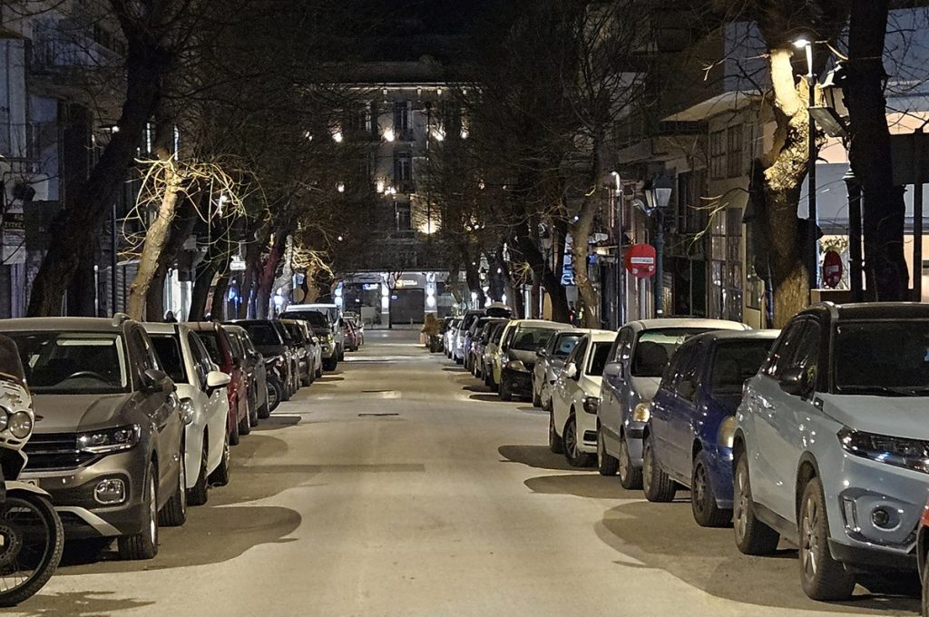 Νέος φωτισμός στις οδούς Αντιγονιδών, Κρυστάλλη, Συγγρού και Επισκόπου Αμβροσίου