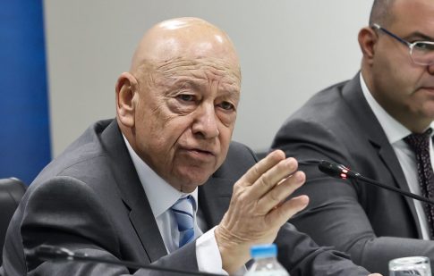 Σε πλήρη εξέλιξη οι επιχειρήσεις επαναπατρισμού από τη Μέση Ανατολή, άλλες δύο πτήσεις σήμερα από το Ομάν – Χθες επέστρεψαν 315 Έλληνες, η ανακοίνωση του υπ.Εξ.