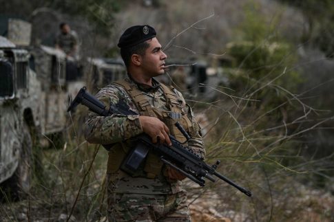 Γάζα: Δεκαεπτά χώρες, ανάμεσά τους <strong>η Σαουδική Αραβία, το Κατάρ και η Αίγυπτος</strong>, καλούν τη Χαμάς να παραδώσει τα όπλα