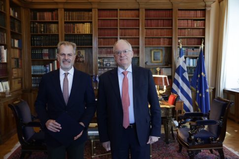 Χέγκσεθ: Ο Μοτζτάμπα Χαμενεΐ έχει τραυματιστεί και πιθανότατα έχει παραμορφωθεί