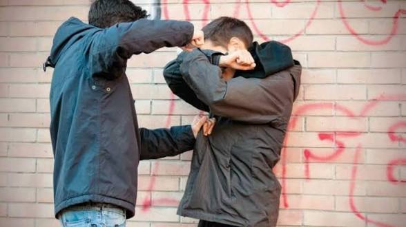 Μαθητής Λυκείου χτύπησε 9χρονο και είχε μαζί του μαχαίρι