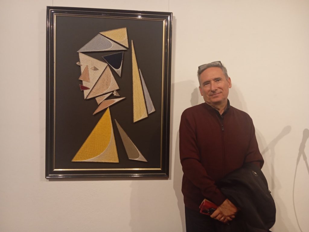 «Μορφές στα νήματα του χρόνου»: Η μαγεία του string art ζωντανεύει στη Ρόδο