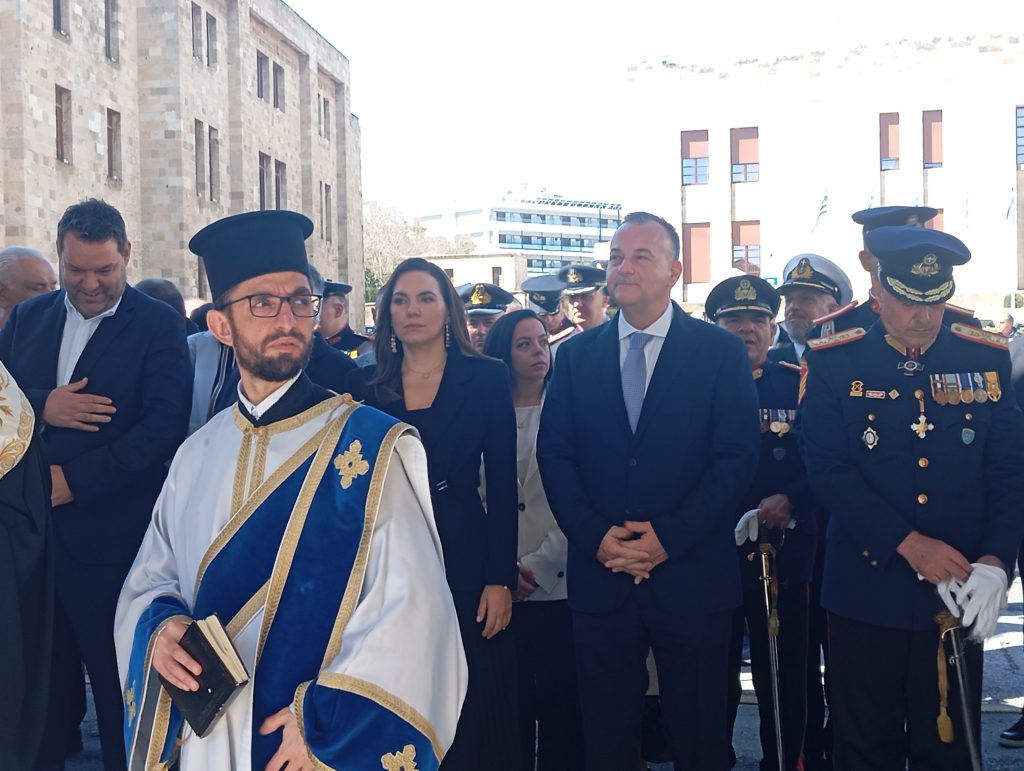 Με λαμπρότητα ο εορτασμός της 25ης Μαρτίου στη Ρόδο παρουσία της Υπουργού Τουρισμού