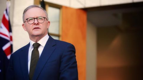 Live: Νέο σφυροκόπημα στρατηγικών στόχων από το Ισραήλ – Πύραυλοι του Ιράν αναχαιτίζονται σε Τουρκία και ΗΑΕ