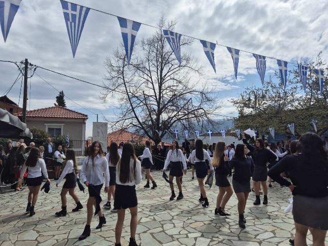 Στις εορταστικές εκδηλώσεις του Δήμου Τεμπών για την 25η Μαρτίου ο Μητροπολίτης Λαρίσης και Τυρνάβου