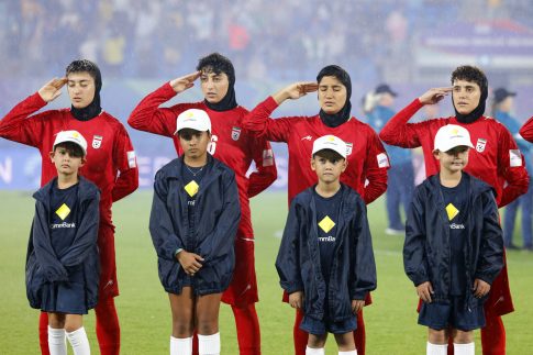 “Send Barron”: H διαδικτυακή καμπάνια για την στράτευση του Μπάρον Τραμπ στον πόλεμο με το Ιράν