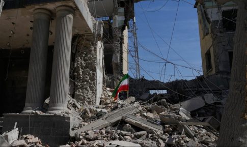 Η αμερικανική πρεσβεία στο Κατάρ κάλεσε όλους τους Αμερικανούς που βρίσκονται στη χώρα να «φύγουν αμέσως»