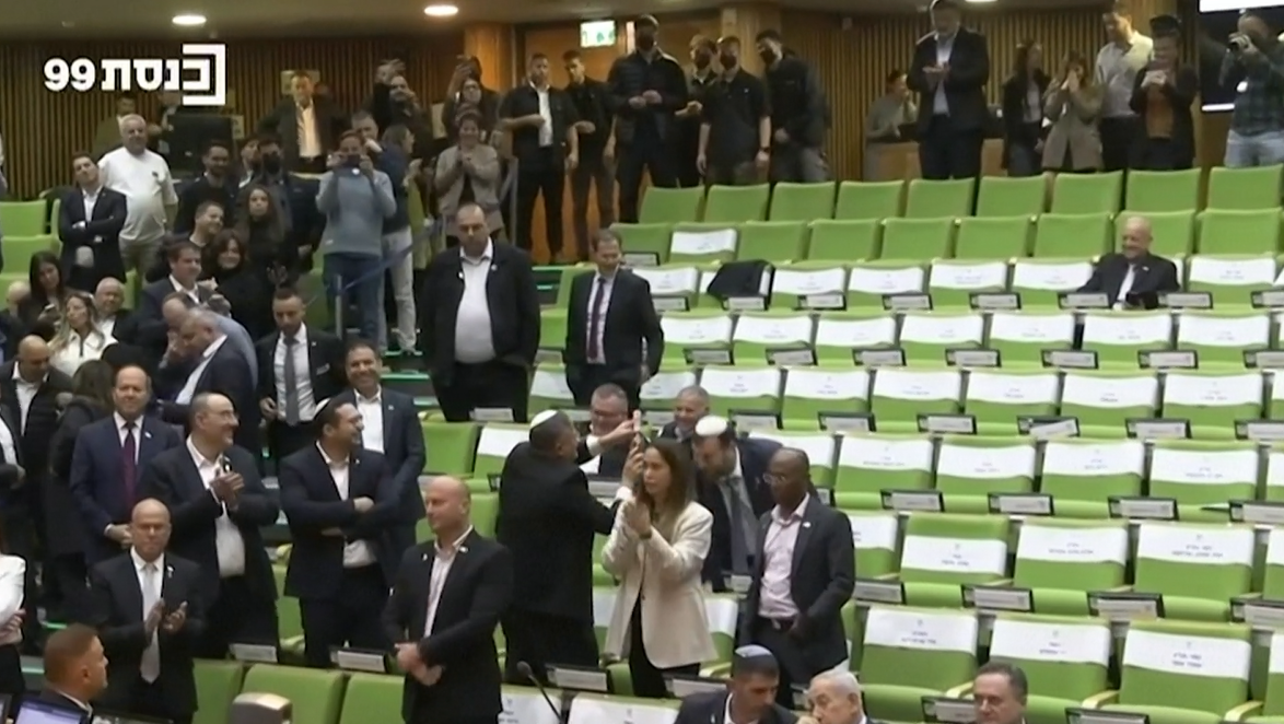 Το Ισραήλ ενέκρινε νόμο με τον οποίο θεσπίζεται η θανατική ποινή για τους «τρομοκράτες» που κρίνονται ένοχοι για αντιισραηλινές επιθέσεις