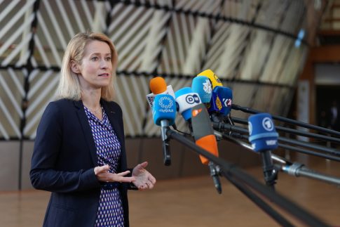 Θεσσαλονίκη: Προσποιήθηκαν τους λογιστές και «άρπαξαν» χρήματα και κοσμήματα 90χρονης- Τι λέει η ίδια στην ΕΡΤ