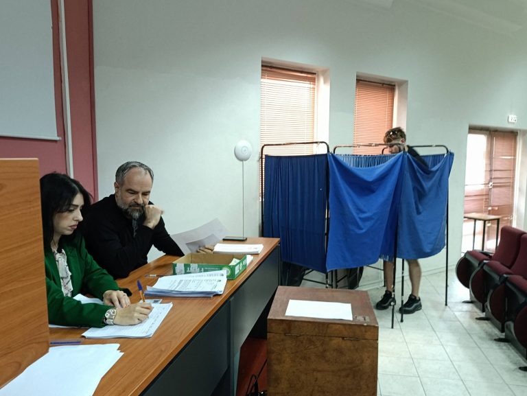 Ροδόπη: Σε εξέλιξη η εκλογή συνέδρων του ΠΑΣΟΚ-ΚΙΝΑΛ