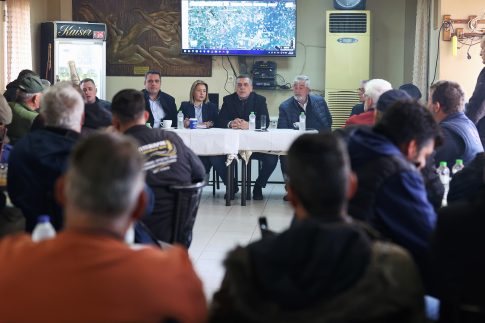 Ομιλία εκπροσώπων της ΕΣΗΕΘΣτΕΕ<br>σε φοιτητές δημοσιογραφίας στο ΑΠΘ