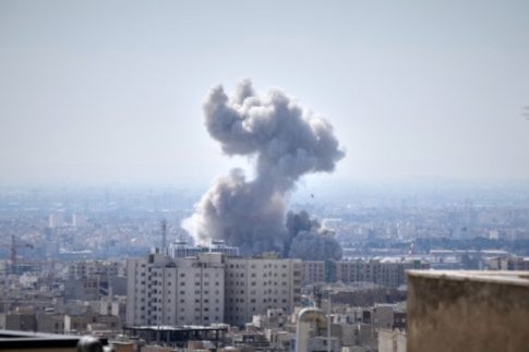 Η Χεζμπολάχ εκτόξευσε πυραύλους και drones προς το Ισραήλ – Ο ισραηλινός στρατός σφυροκοπά υποδομές της οργάνωσης