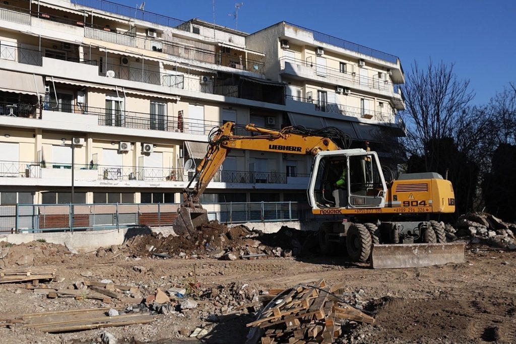 Αυτοψία Κουρέτα στις εργασίες κατασκευής της νέας πτέρυγας στο Γενικό Νοσοκομείο Λάρισας