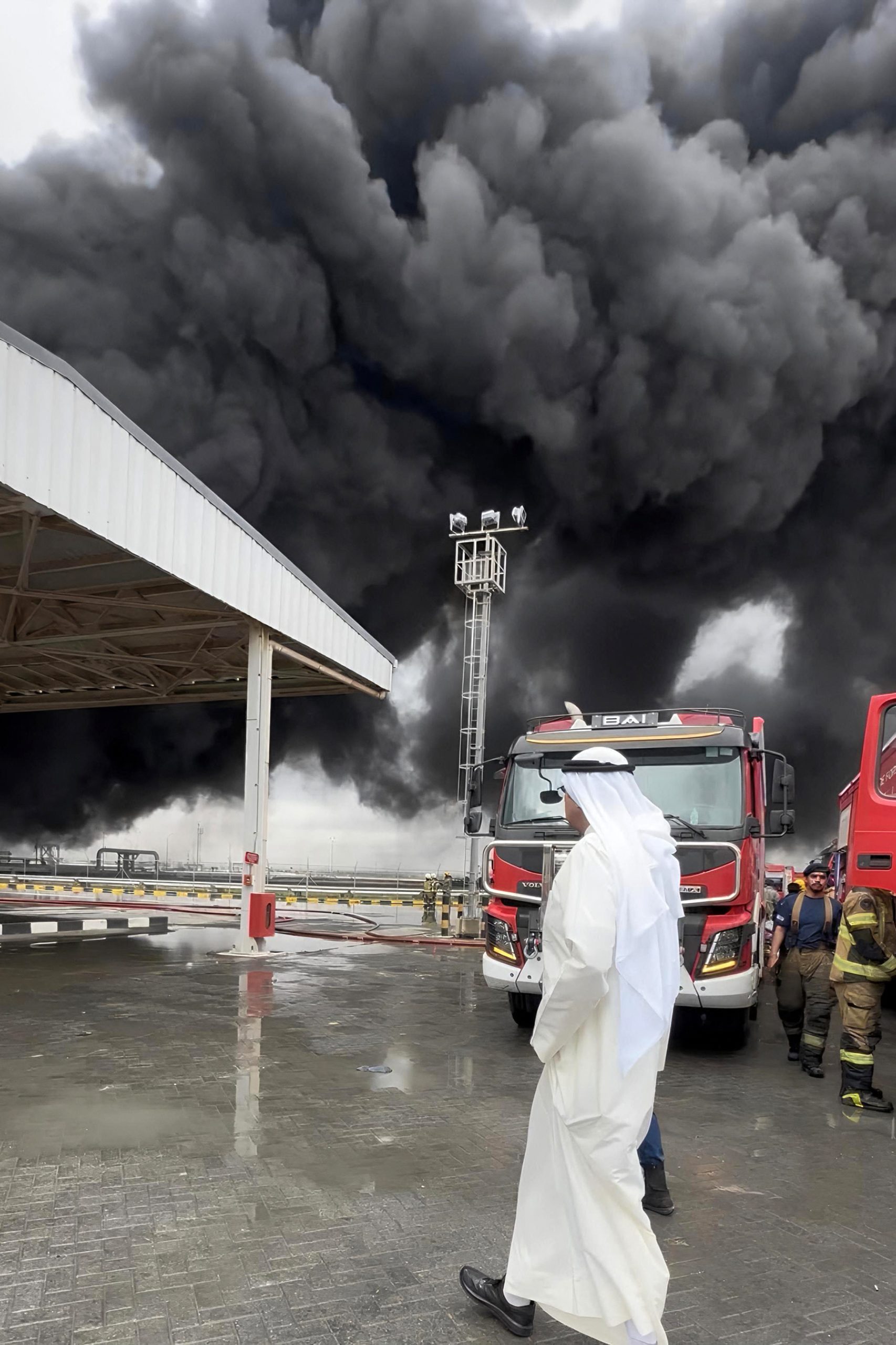 KUWAIT-IRAN-US-ISRAEL-WAR Eπίθεση με drones στο αεροδρόμιο του Κουβέιτ – Προκλήθηκαν σημαντικές ζημιές