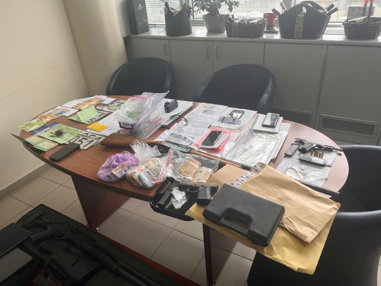 Ηράκλειο: Εξαρθρώθηκε εγκληματική οργάνωση που εκμεταλλευόταν αλλοδαπούς εργάτες