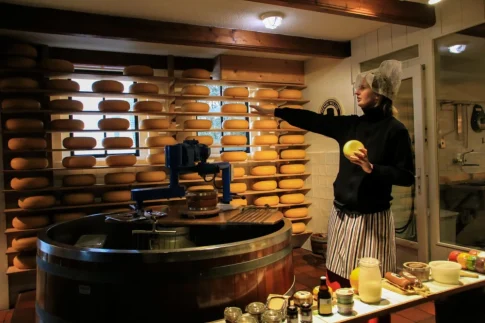 Θ. Παπαδημόπουλος: Οι εργαζόμενοι δεν θα δουν αύξηση αλλά μείωση στο μισθό